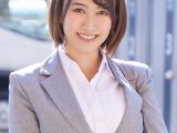 一流企業で働くエリートOL【もも】さん マジックミラー号 「下着メーカーのモニター調査」と称して生おっぱいをモミモミしながらインタビュー 清純そうな見た目からは想像もつかない超ドえろ発言連発！敏感な美乳をもみほぐされて激ピストンでイキまくり！
