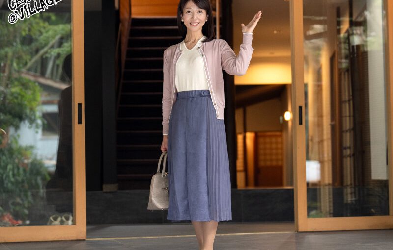 三枝木玲実が浮世を忘れ本性むき出しでハメ倒す種付け混浴温泉旅行
