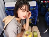 【VR】【8K】【フェス帰り×夜行バス】ライブで意気投合した小悪魔美少女にゼロ距離密着ささやきされ続けた山梨→新宿間 MINAMO