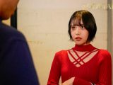 デリヘル呼んだらいつも領収書を突っ返してくる経理部の欲求不満OLと遭遇「まさか、飲食代で落とさないでくださいよ…」と言いつつ生本番させてくれ自宅でも会社でもヌいてくれる関係に 柴崎はる