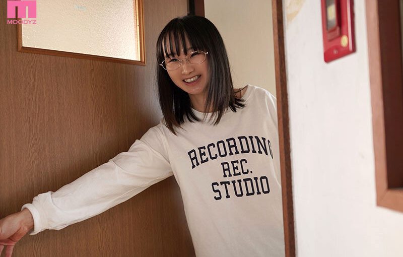脱いだら美乳Fカップ ウエスト52センチ、厳格な家庭で育ったお嬢様はめちゃくちゃに犯●れたい。性欲大解放ドM覚醒デビュー 清乃みより